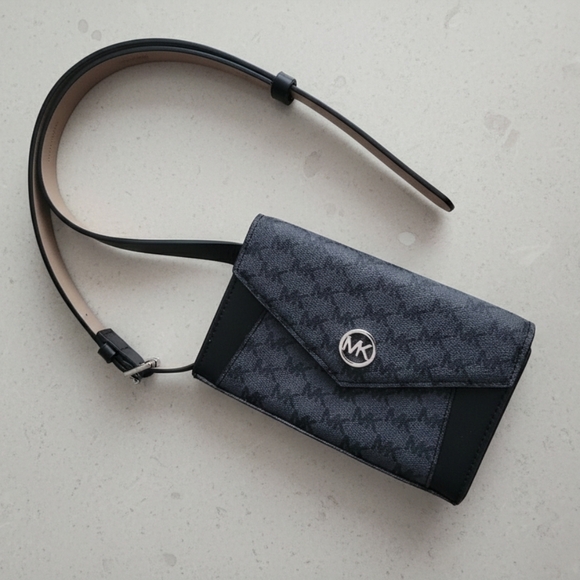 Michael Kors Handbags - Michael Kors Black and Dark Gray Wallet Belt Bag EUC